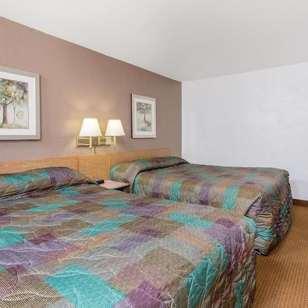 Super 8 By Wyndham Lacey Olympia Area Zewnętrze zdjęcie