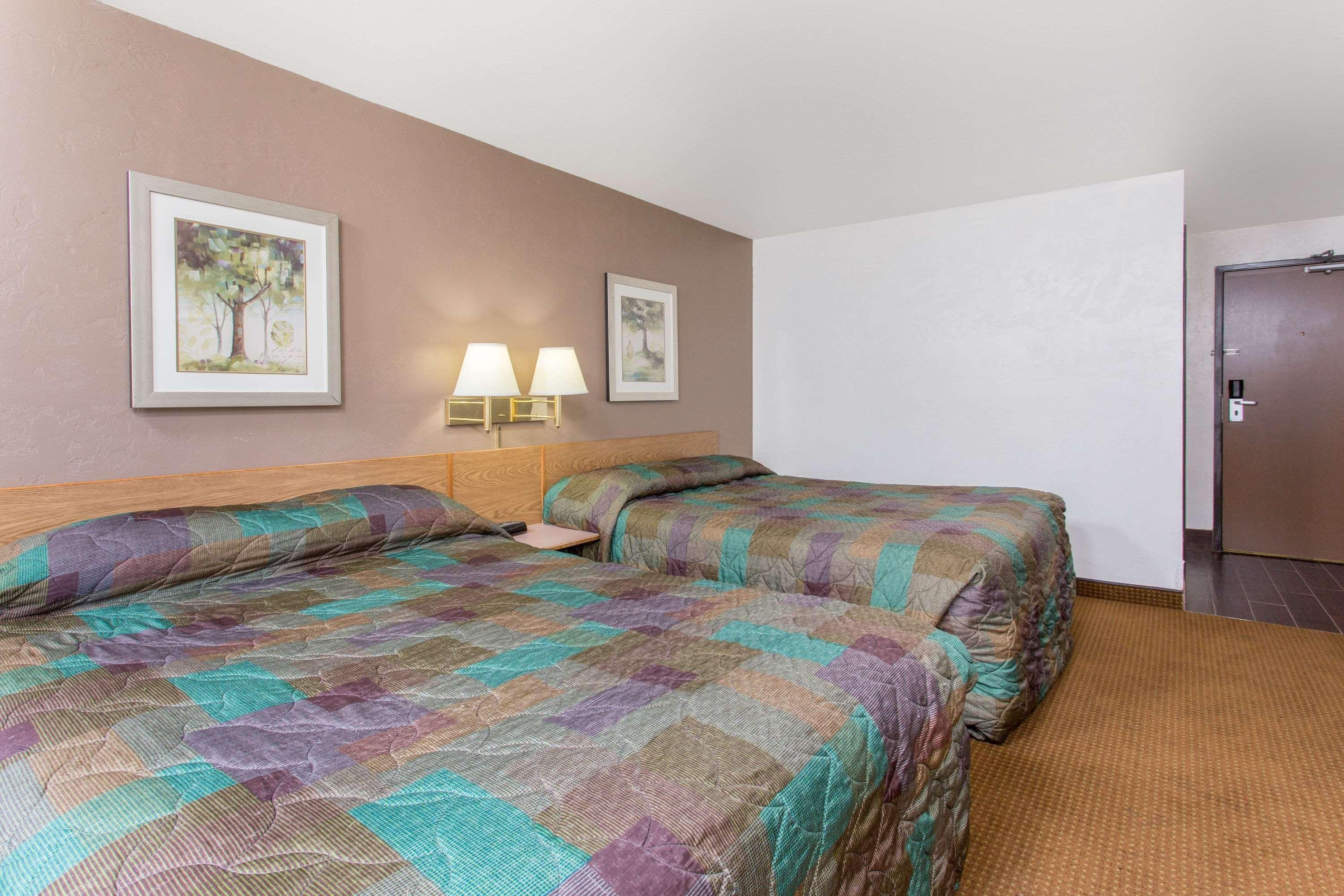 Super 8 By Wyndham Lacey Olympia Area Zewnętrze zdjęcie
