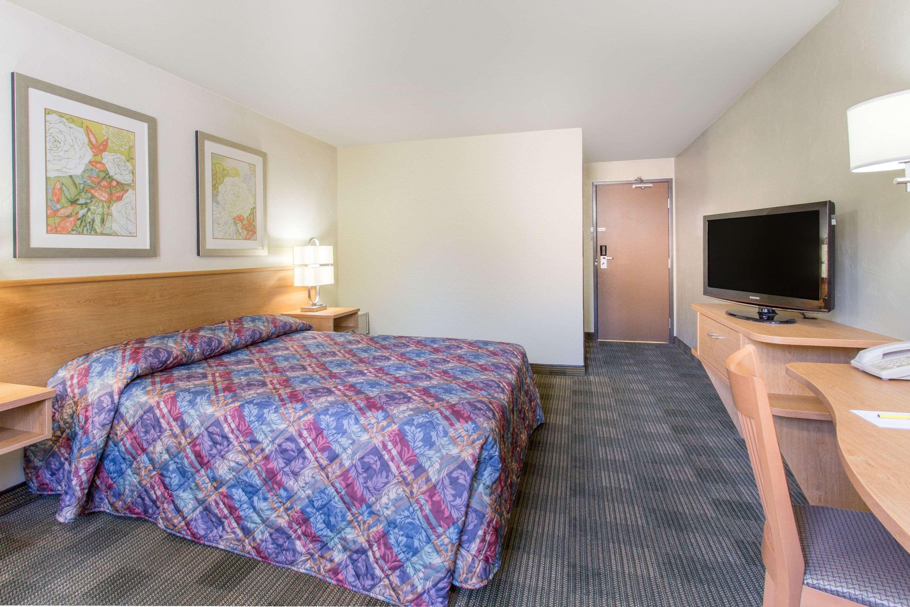 Super 8 By Wyndham Lacey Olympia Area Zewnętrze zdjęcie