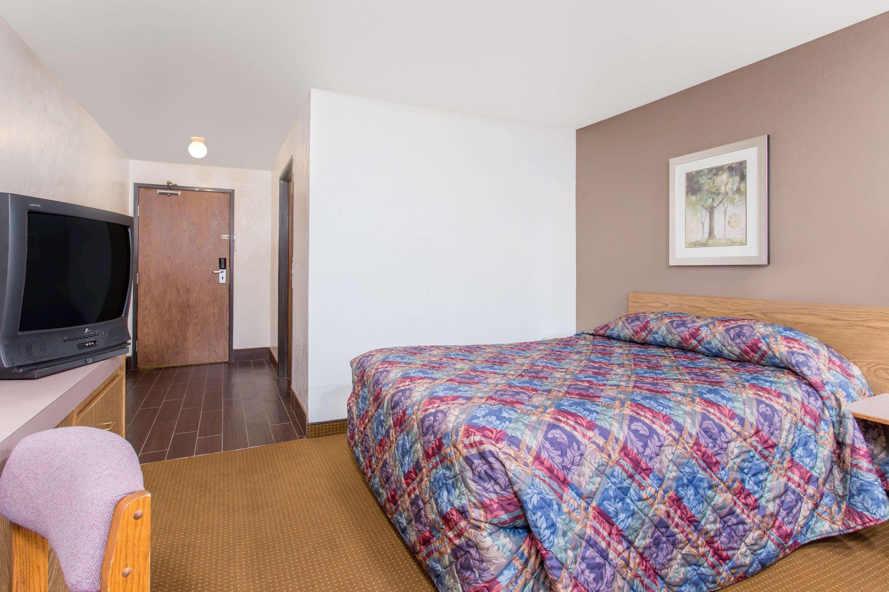 Super 8 By Wyndham Lacey Olympia Area Zewnętrze zdjęcie