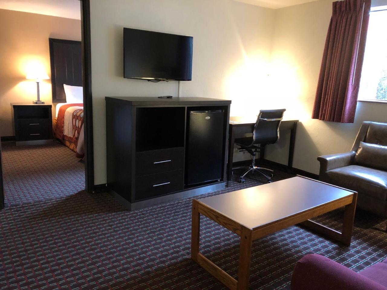 Super 8 By Wyndham Lacey Olympia Area Zewnętrze zdjęcie